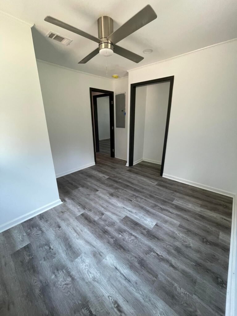 WhatsApp Image 2024-12-27 at 12.15.42 AM (2)